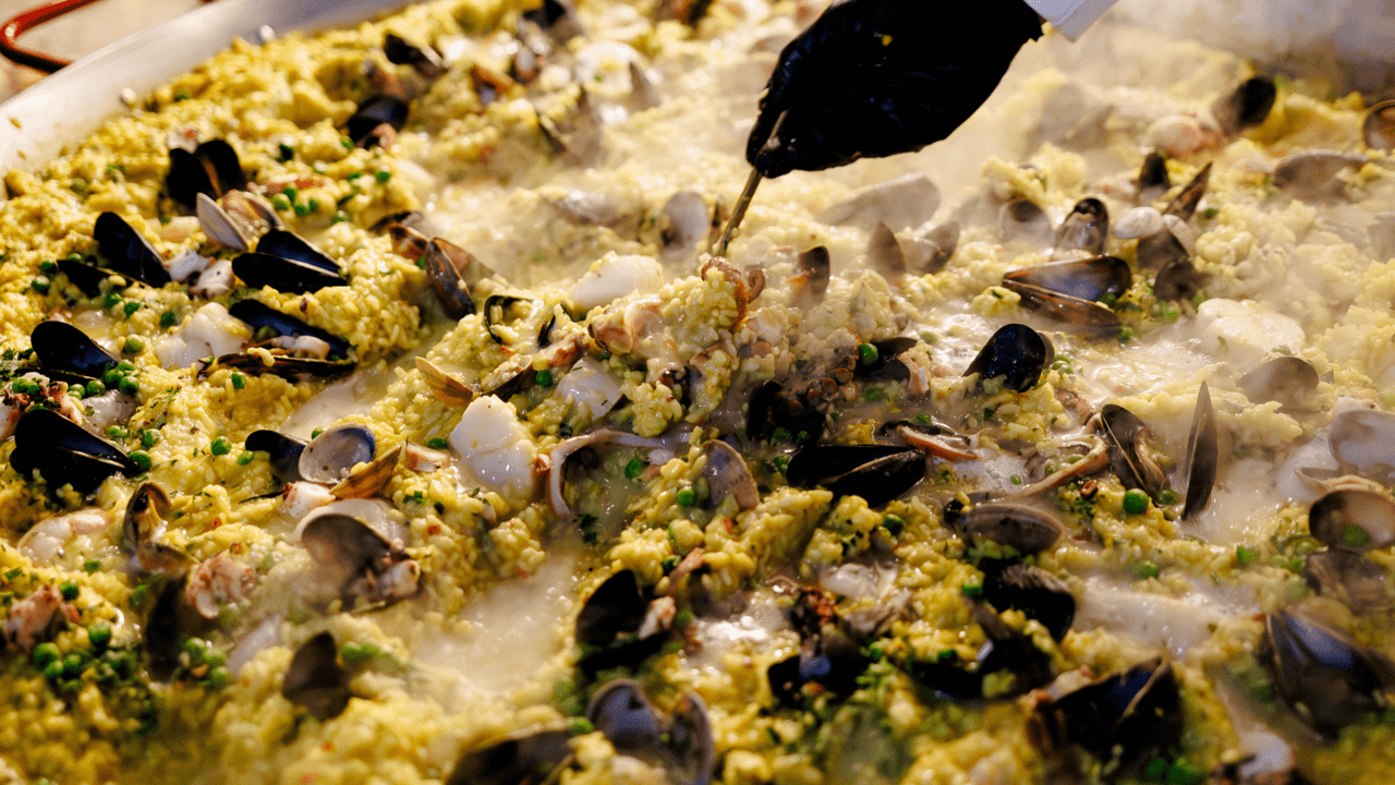 From Paella to Pudding: How Rice Bridges Cultures and Traditions