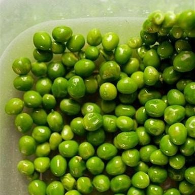 Festive puréed peas