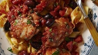 Chicken puttanesca