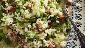 Fresh asparagus-pea risotto