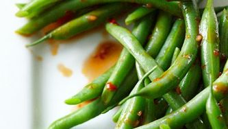 Chili-garlic beans