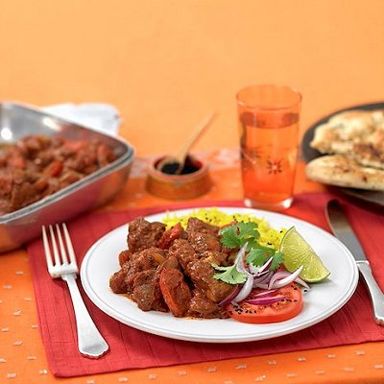 Curried chicken with roasted cashews