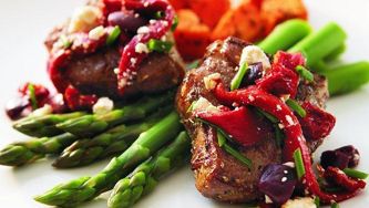 Broiled lamb chops with Mediterranean salsa