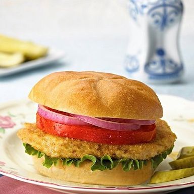 Chipotle chicken burgers