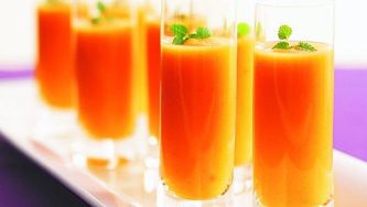 Honeyed carrot & thyme soup