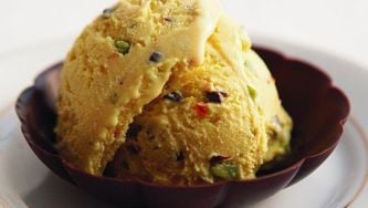 Saffron, pistachio and chocolate-chunk ice cream