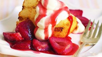 Strawberry-rhubarb sauce