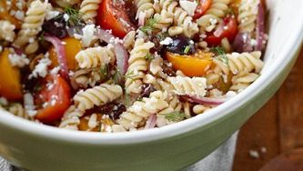 Rustic Mediterranean pasta with tomatoes