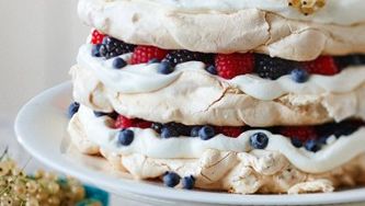 Hazelnut meringue cake
