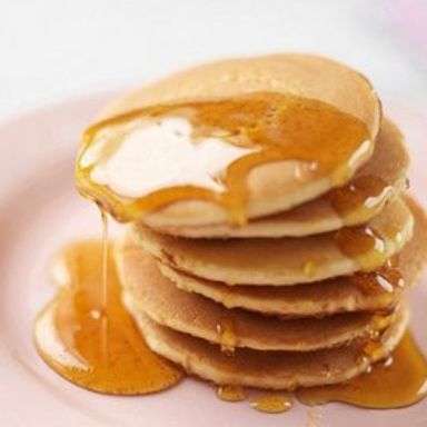 Sour-cream pancakes