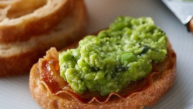 Pea and Parmesan crostini