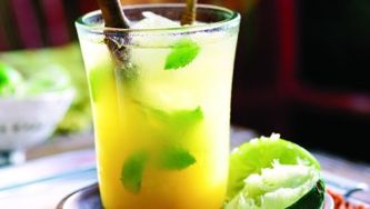 Mango caipirinha