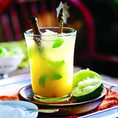 Mango caipirinha