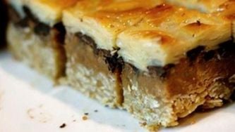 Anna Olson's chocolate almond toffee bars