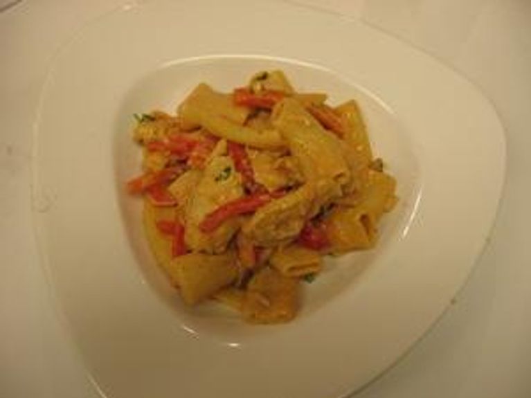 Chicken-fajita fettuccine