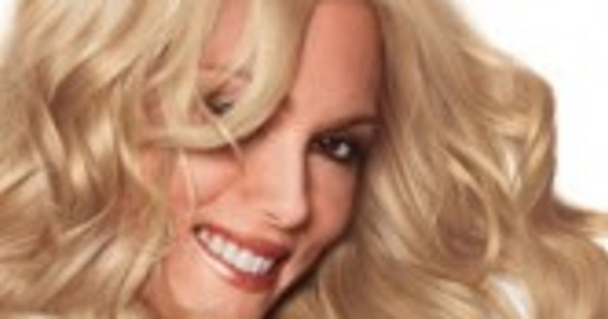How To Colour Your Hair At Home