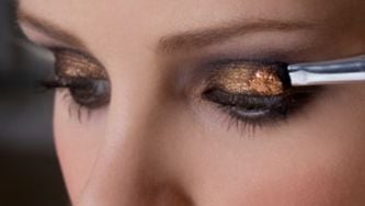 The eye makeup chooser