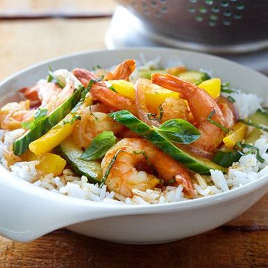 Curried shrimp and cucumbers