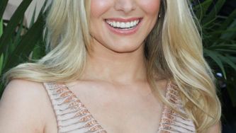 Actor Kristen Bell Spent Hurricane Irma With A New #squad, And It Was Awesome