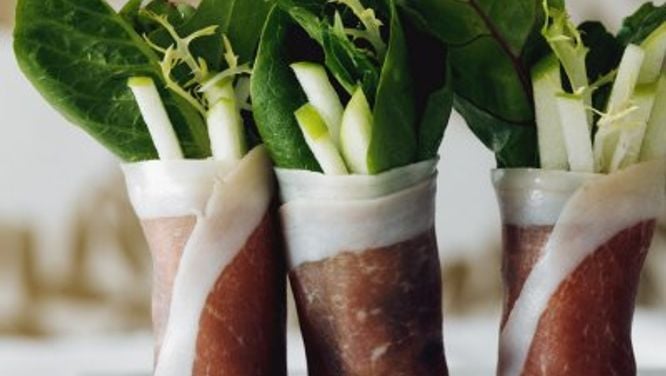 Prosciutto salad rolls