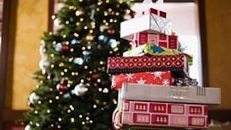 How to make and stick to a holiday budget....really
