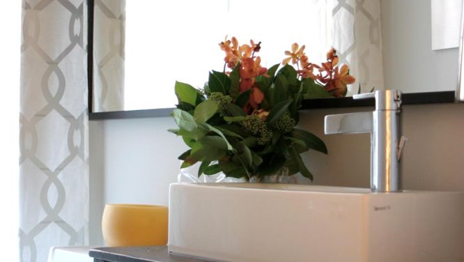 A tiny bathroom makeover