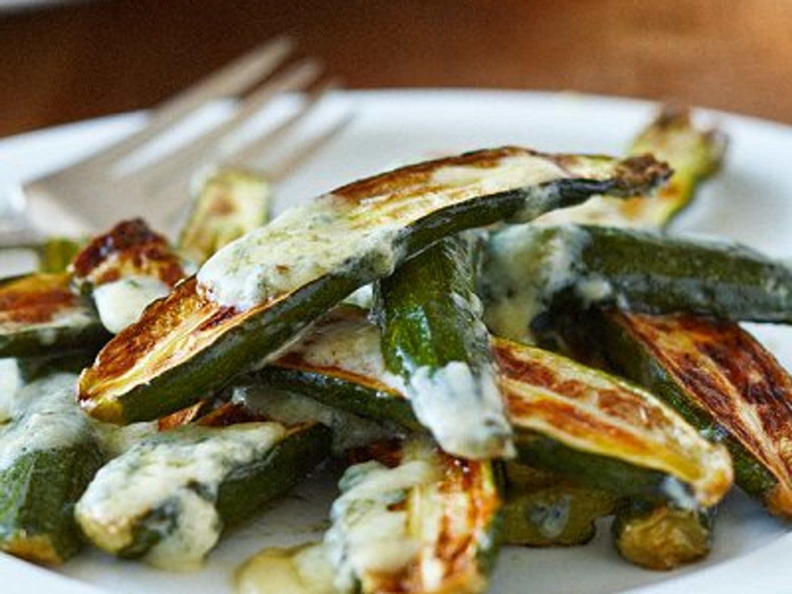 Baby-zucchini-with-blue-cheese