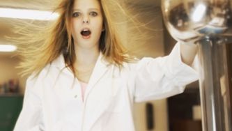 Winter woes: Easy tips to get rid of static hair!
