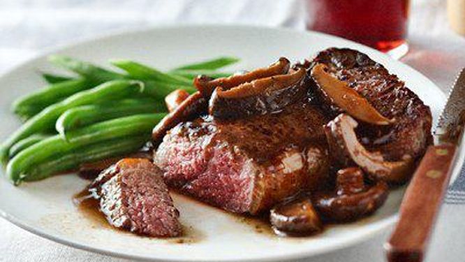 Shared steak with shiitake mushroom sauce: Day 14