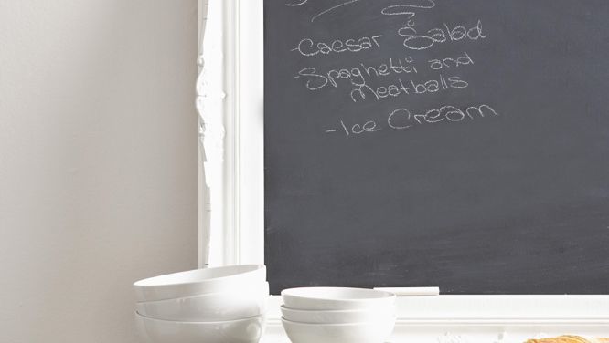 Create a vintage chalkboard in 3 easy steps