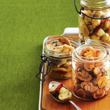 How to make marinated mushrooms