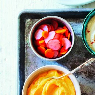Pickled radishes and carrots