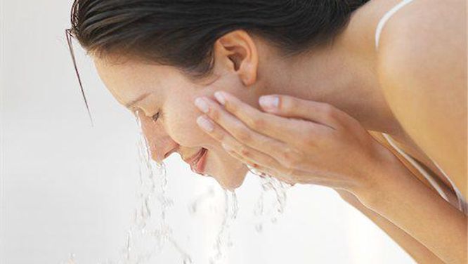 Our complete guide to just-add-water exfoliating powders