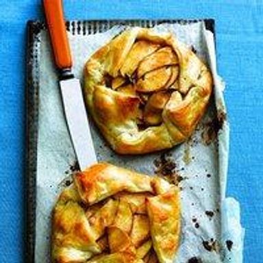 Rustic caramel-apple pie: Did someone say caramel?