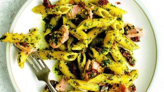 Pesto penne with tuna