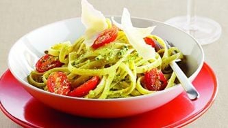 Secretly creamy pesto pasta: A healthy twist on a favourite