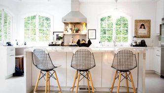 How to find the right stool for your kitchen: 4 tips
