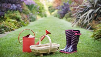20 ways to spiff up your backyard for spring