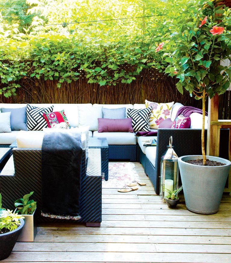 Living room decor, outdoor space, backyard