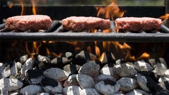 How to clean your barbecue grill in six easy steps