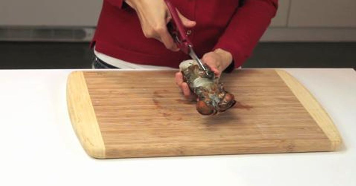 How to remove the shell from a lobster tail Chatelaine