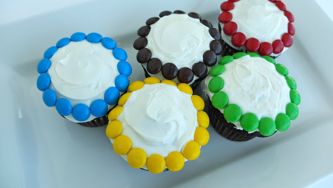 Olympics-inspired cupcakes: Two medal-worthy decorating ideas