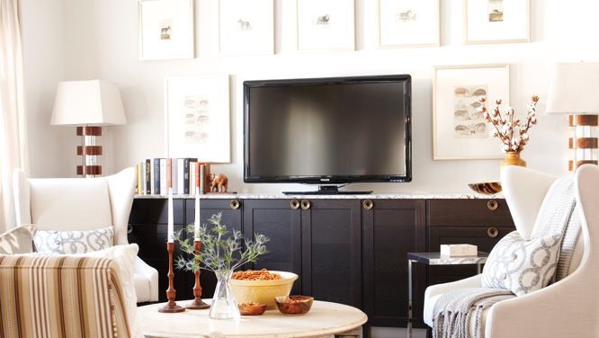 Design tips for a family room: How to create a focal point