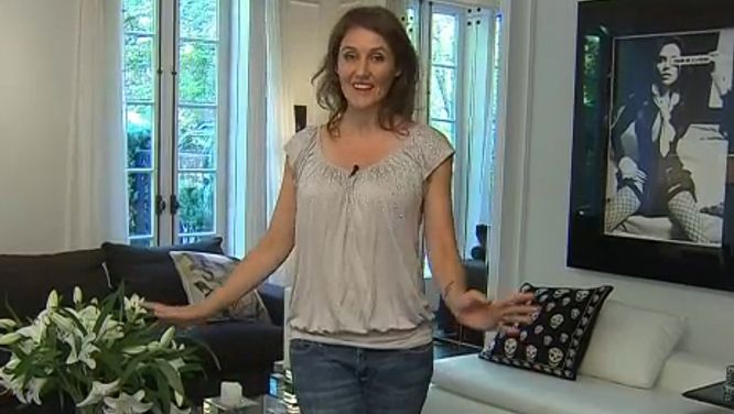 Tour NKPR owner Natasha Koifman's glamourous living room: Chatelaine Day on Cityline!