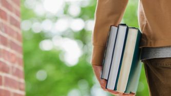 How books brought a man and his dying mom together