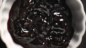 Blackcurrant jelly