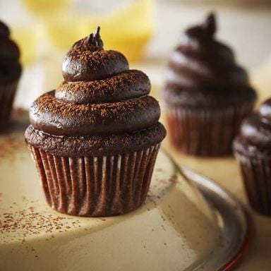 15 frosting recipes to dress up dessert