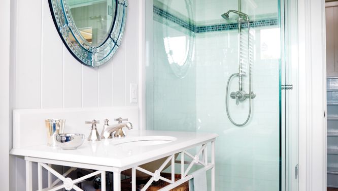 Design tips for small bathrooms from Sarah Richardson