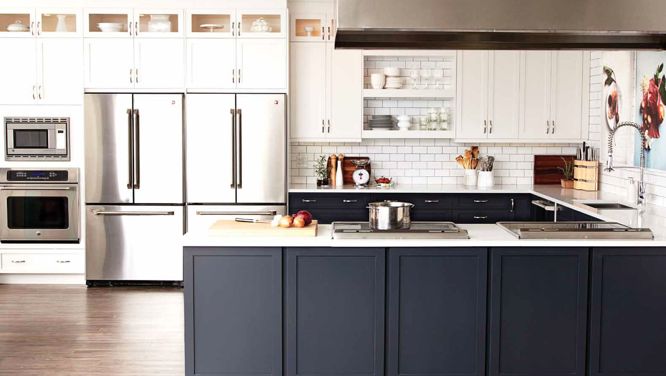 Watch the Chatelaine Kitchen get renovated (from start to finish) in under two minutes!