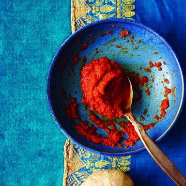 How to use curry paste and powder in your cooking